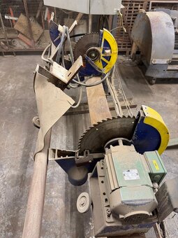 Priemyselná skracovacia pílu - RM 04 - 3