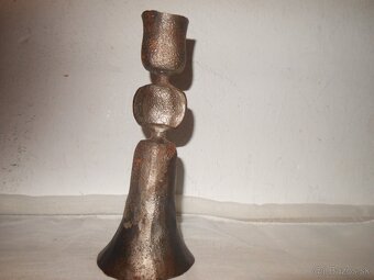 Starodávny masívny liatinový mažiar č.2 a zvonec dvojstran - 3