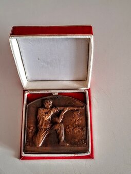 STRELECKA PLAKETA BRONZOVA - 3