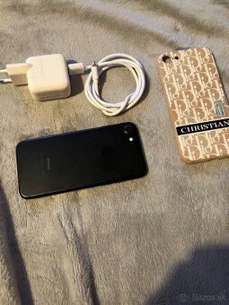 Predám iPhone 7.128 GB.100%.bateria. - 3