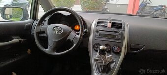 Toyota Auris - 3