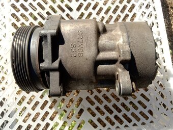 Rozpredám golf 4 1.9tdi 66kw r.v.2001 - 3