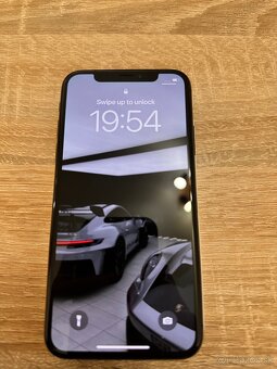 Apple iPhone X 64GB - 3