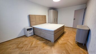 3 izb byt Levice - 3