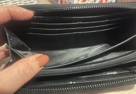 Peňaženka Guess - používaná - 3