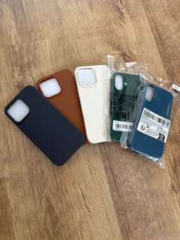 Predám kryty na iPhone 15/16 - 3
