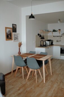 PRIESTRANNÝ 2-IZB. APARTMÁN V SRDCI DONOVALOV - 3