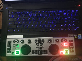 DJ2GO konzola Numark - 3