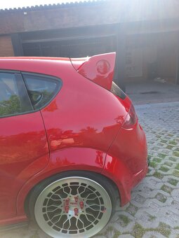Seat leon spoiler lift - 3