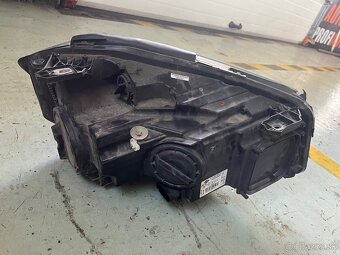 Predám predné Ľ svetlo Mercedes w176/A160 - 3
