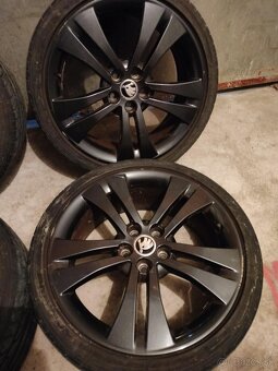 4ks alu disky orig. Škoda 5x100 R17 pneu 205/40 R17 5mm - 3