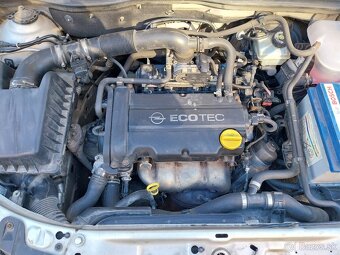 0pel astra h kombi - 3