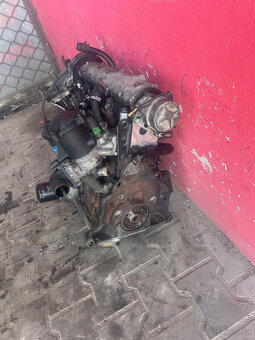 Motor 1,9TD 66KW DHY - DHX Peugeot Citroen prodám - 3