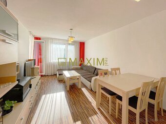 4-izbový byt, 85 m2 + loggia, pivnica 25m2, Juraja Slottu, T - 3