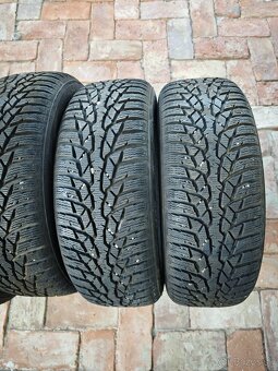 Nokian WRD4 215/65 R16 102H XL zimné - 3