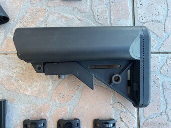 Predám Airsoft AR15 doplnky - 3