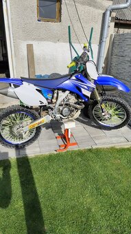 Yamaha yzf 250 - 3