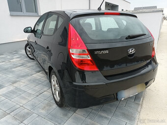 Hyundai i30 1.6crdi facelift blue drive - 3