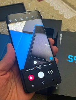 Samsung Galaxy S9 Plus black - 3