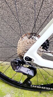 Bianchi Oltre XR3 Disc Ultegra Di2 12sp nový bike - 3