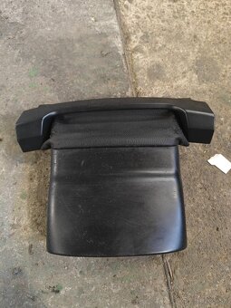 Kryt nad volantom Golf 4 - 3