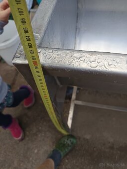 nerezové koryto - 3