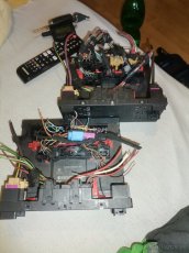 Predám centrálnu bcd jednotku   1K0937049N - 3