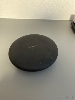 Predam rýchlu bezdrôtovú nabijacku Samsung. - 3