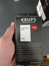 Mliečnik KRUPS XS 6000 + odvapnovac + tablety - 3