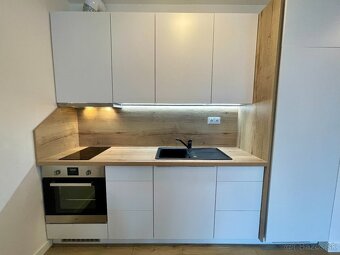 B A J K A L S K Á | 1i byt 32 m² + balkón 5 m² | BAIII - N - 3