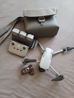 Predám Dron DJI air 3 - 3