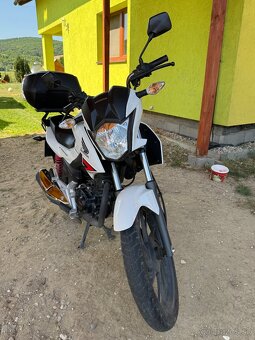 Honda CBF125 - 3