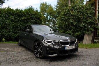 BMW Rad 3 330i xDrive A/T, Kupované SR, Odpočet DPH,Nebúrané - 3