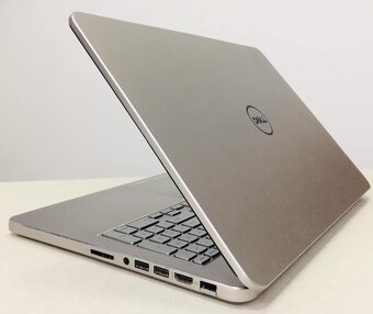 Predam Dell Int i7 s dotykovym IPS disp. 15,6", grafika 2GB - 3