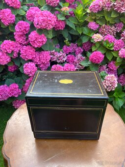 Drevený box s likérovou súpravou - RARITKA - 3