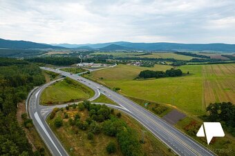 Moderný dom blízko Nitry, - 3
