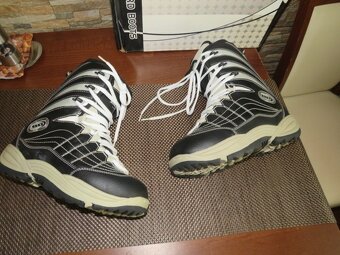 Predam novu snowboard obuv BD,cislo 40 - 3