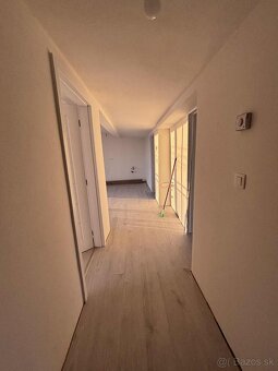 Predáme nový byt 2+2 s 2x parkovanie a úžasným výhľadom NR - 3