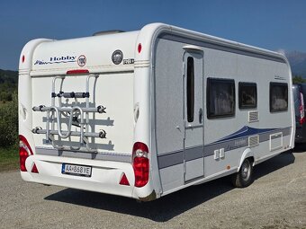 Obytny prives Hobby 540 KMFE - solarny panel, mover - 3