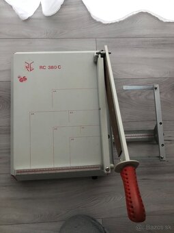 Rezačka na papier RC 380C - 3