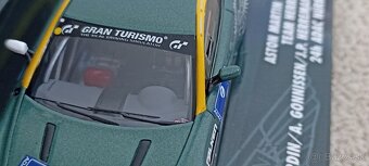 Predám model Aston Martin V8 Vantage N24 1:43 Minichamps - 3
