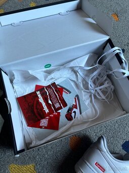Nike Air Force 1 Low Supreme White - 3