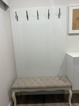 Botník a závesná stena biely lesk vyrábaný na mieru - 3