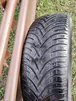 Mám na predaj zimné pneumatiky 5x112 R15 - 3