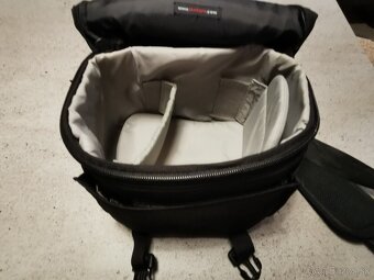 Lowepro stealth reporter 100 aw - 3