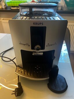 Automaticky kávovar Krups EA82.. - 3