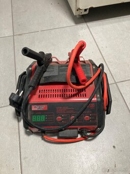 Predám autonabíjačku z funkciou pomocného štartu - 3