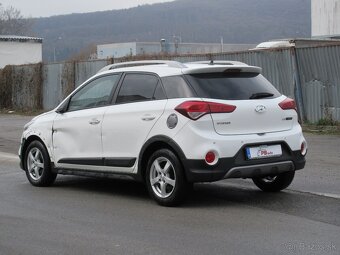 Hyundai i20 Active 1.4i 16V Comfort - 3