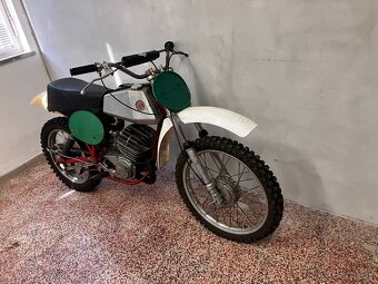 ČZ 250 typ 980 motokros r.v. 1975 - typ 980 - 3