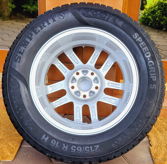 alu R16 5x114,3 senzory, zimné pneu 215/65, Nissan... - 3